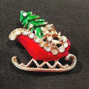 Vintage Christmas sleigh, enameled brooch